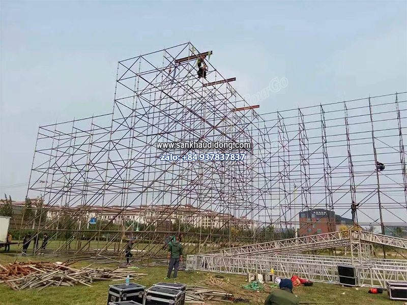 Sản xuất layer truss sân khấu sự kiện biểu diễn