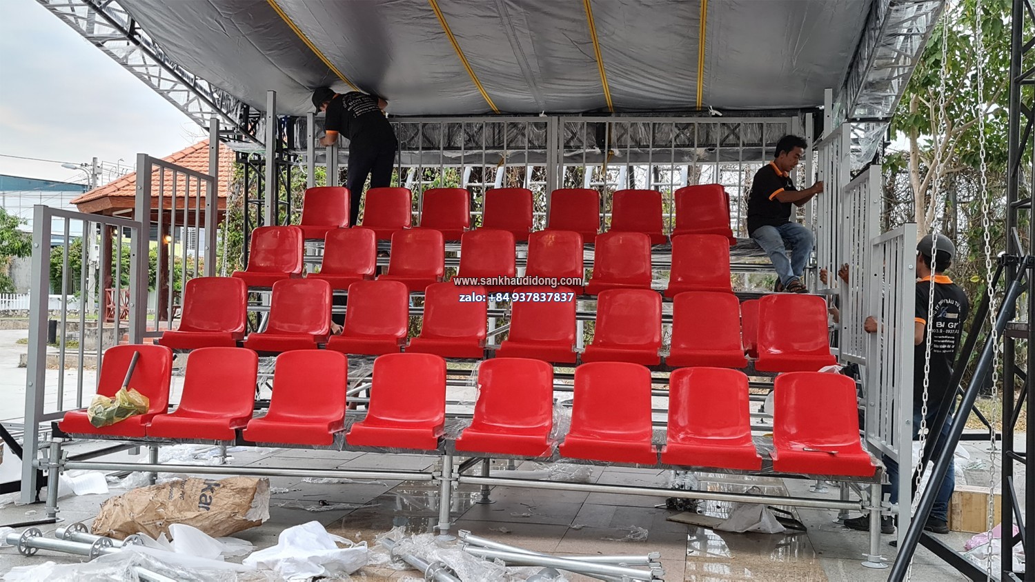 Sản xuất khán đài di động tổ chức sự kiện