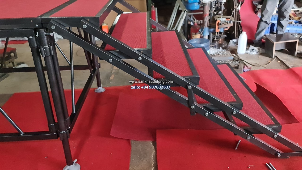 cung cấp bục sân khấu di động